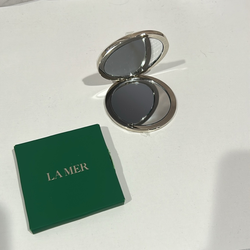 La Mer mirror